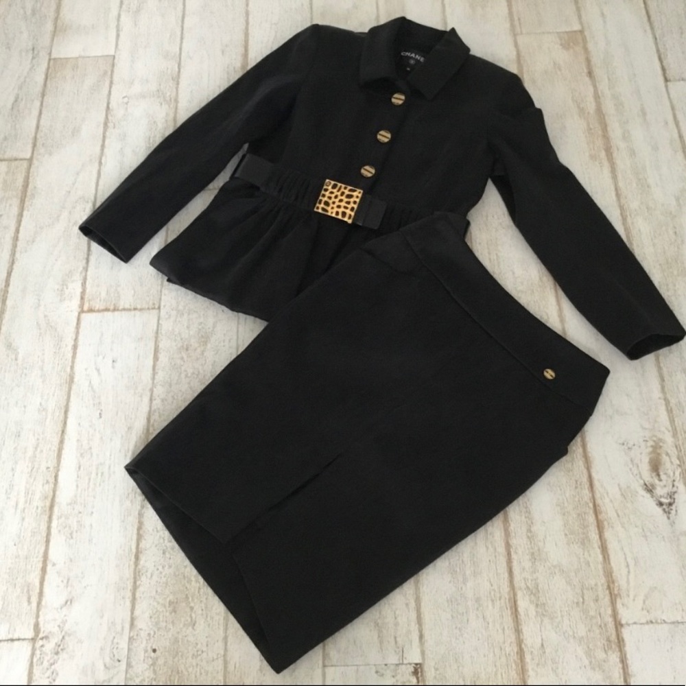 Chanel 2019 Paris-New York Skirt Suit 38